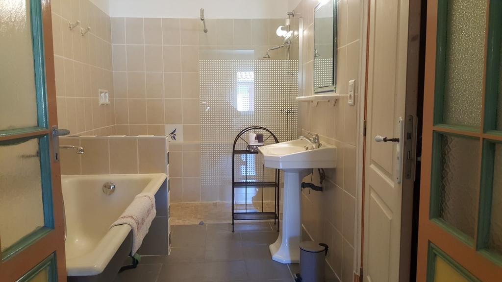 La Maison De Josepha Hotel Ferrals-lès-Corbières Kültér fotó
